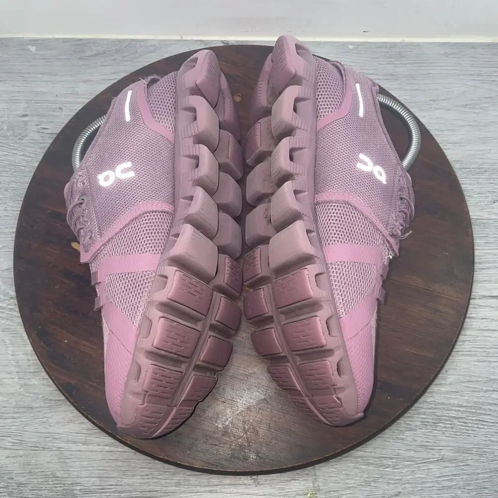 On Running cloud mauve